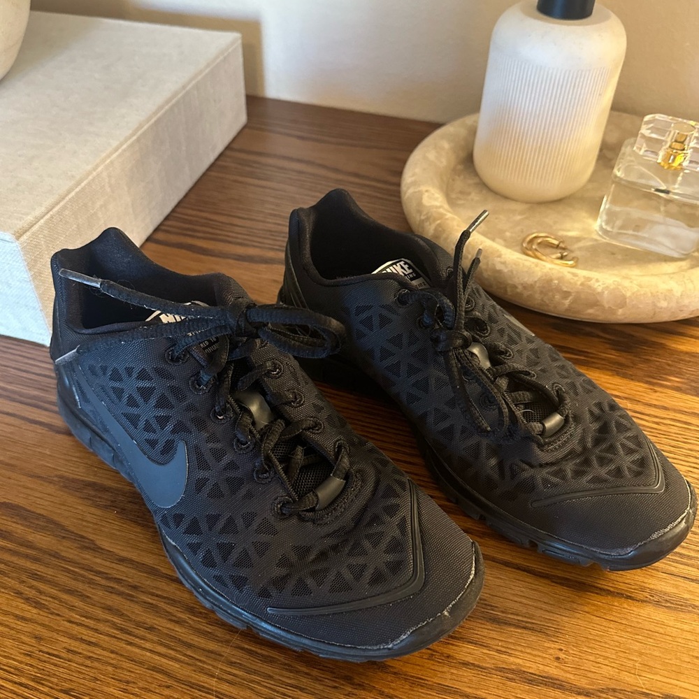 Nike free fit training shoes. Only worn a couple times inside